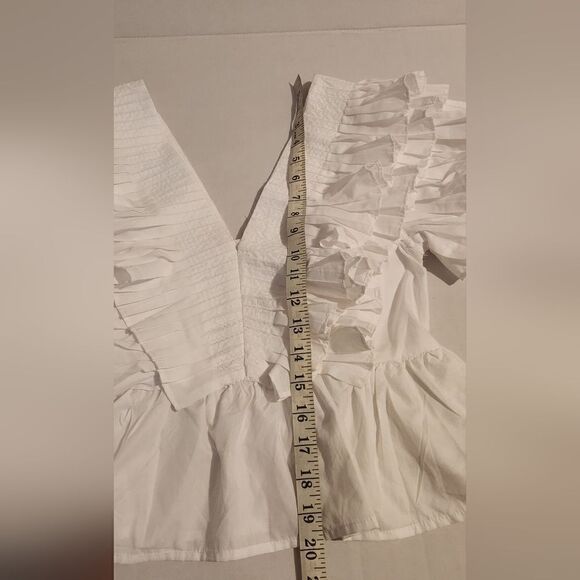 Par Violet V-neck Ruffle Peplum Top in White - Picture 7 of 13